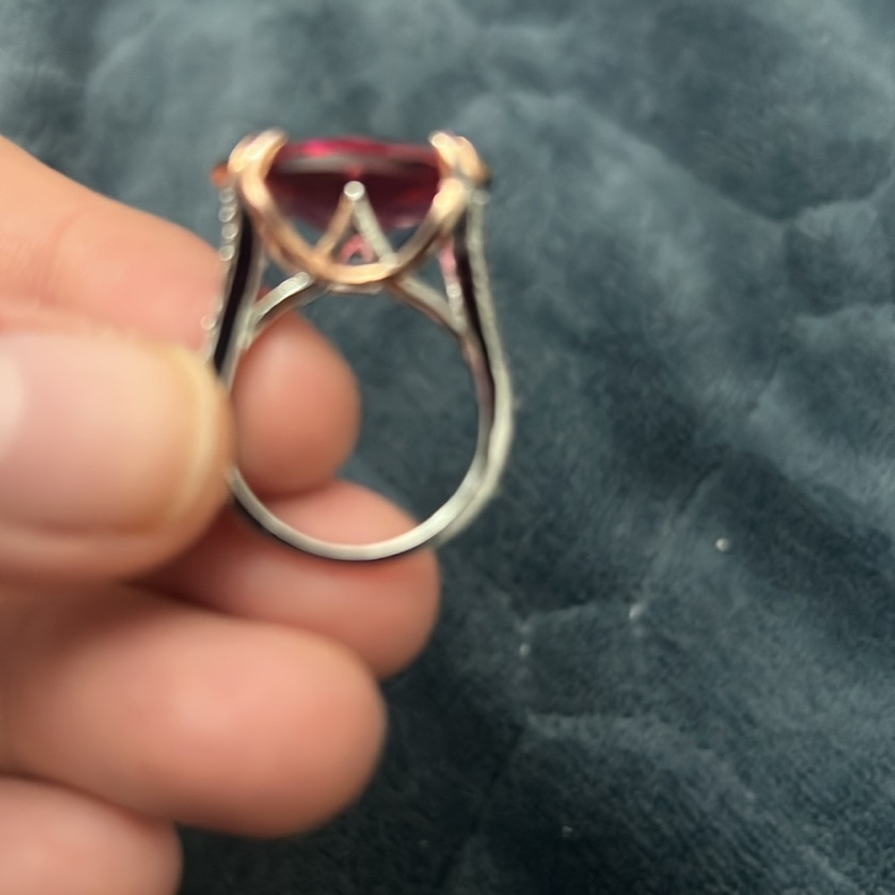 New - Picture 3 of 4